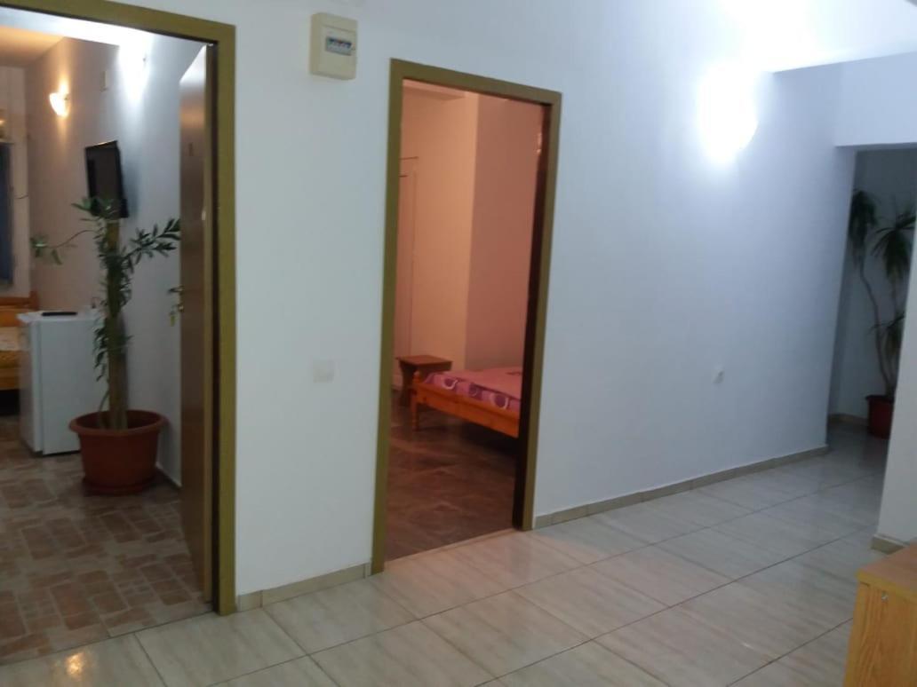 Cazare Eforie Nord, Plaja Acapulco, Garsoniere Four Studios, Bucatarie Comuna, Baie Proprie, Etaj 4, Fara Lift Dış mekan fotoğraf