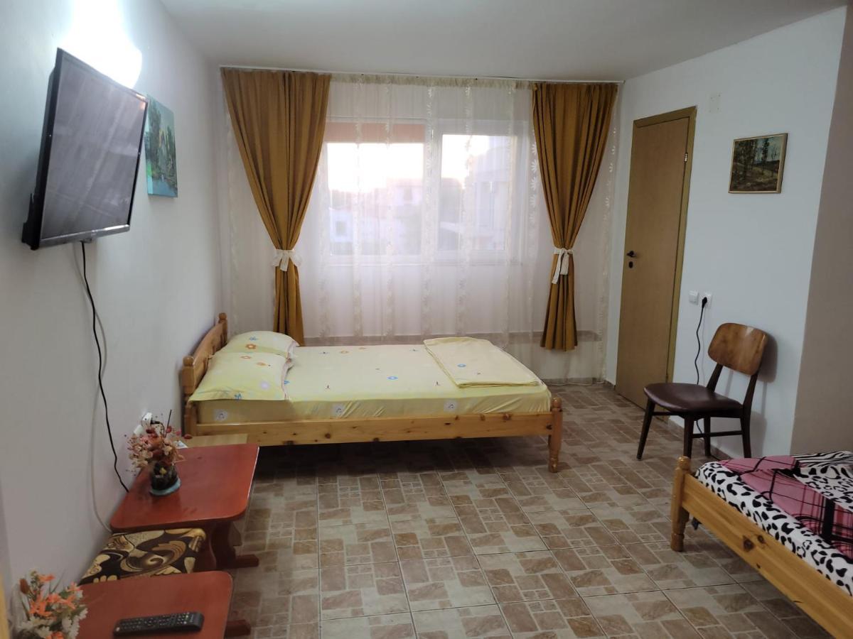 Cazare Eforie Nord, Plaja Acapulco, Garsoniere Four Studios, Bucatarie Comuna, Baie Proprie, Etaj 4, Fara Lift Dış mekan fotoğraf