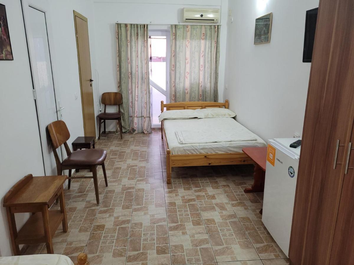 Cazare Eforie Nord, Plaja Acapulco, Garsoniere Four Studios, Bucatarie Comuna, Baie Proprie, Etaj 4, Fara Lift Dış mekan fotoğraf