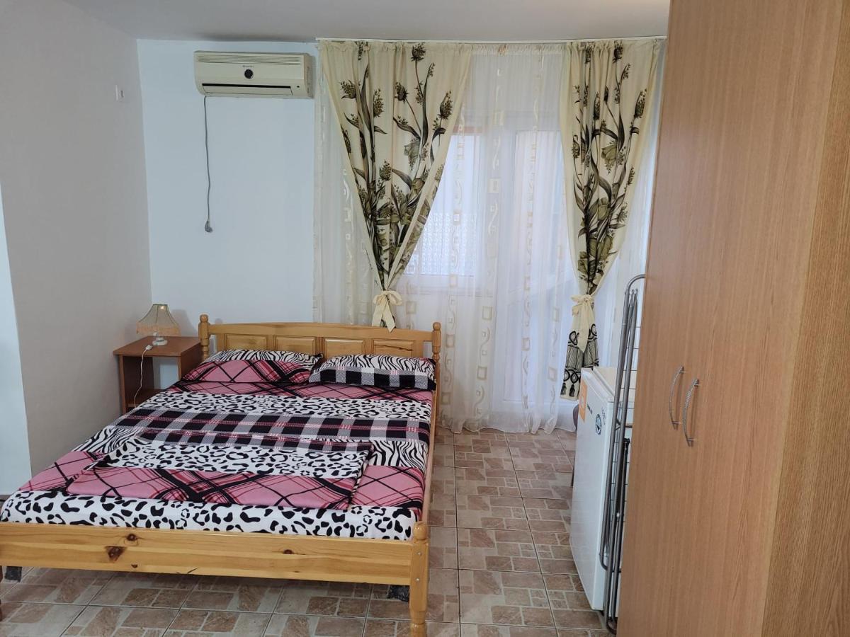 Cazare Eforie Nord, Plaja Acapulco, Garsoniere Four Studios, Bucatarie Comuna, Baie Proprie, Etaj 4, Fara Lift Dış mekan fotoğraf